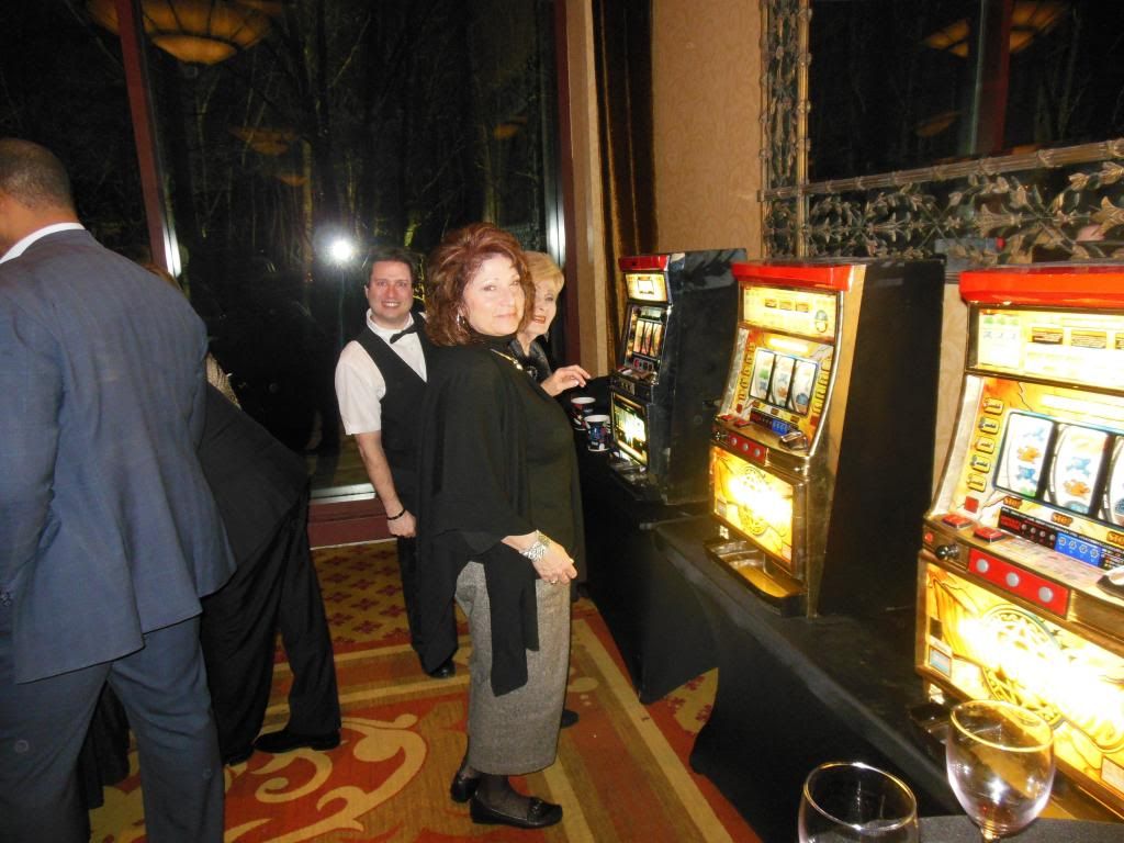 Casino047_zps1d1cf348 Slot Machines