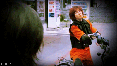 hide2