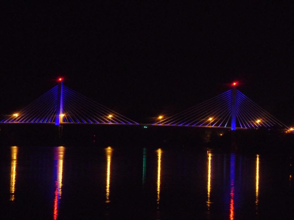 pm-bridge-night_zpsaf489799.jpg