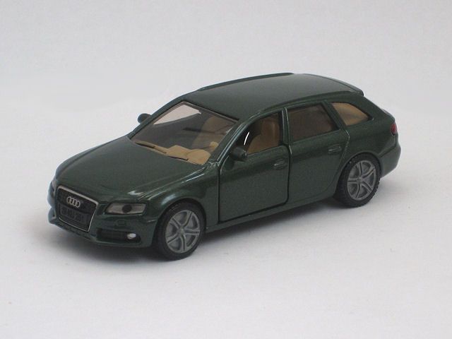 1:72 Schuco AUDI a4 rs4 RED NEW in Premium-MODELCARS